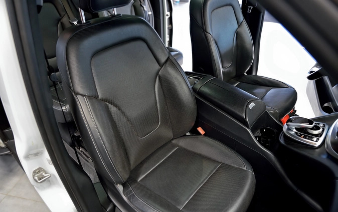Mercedes-Benz Klasa V cena 233700 przebieg: 157570, rok produkcji 2019 z Końskie małe 742